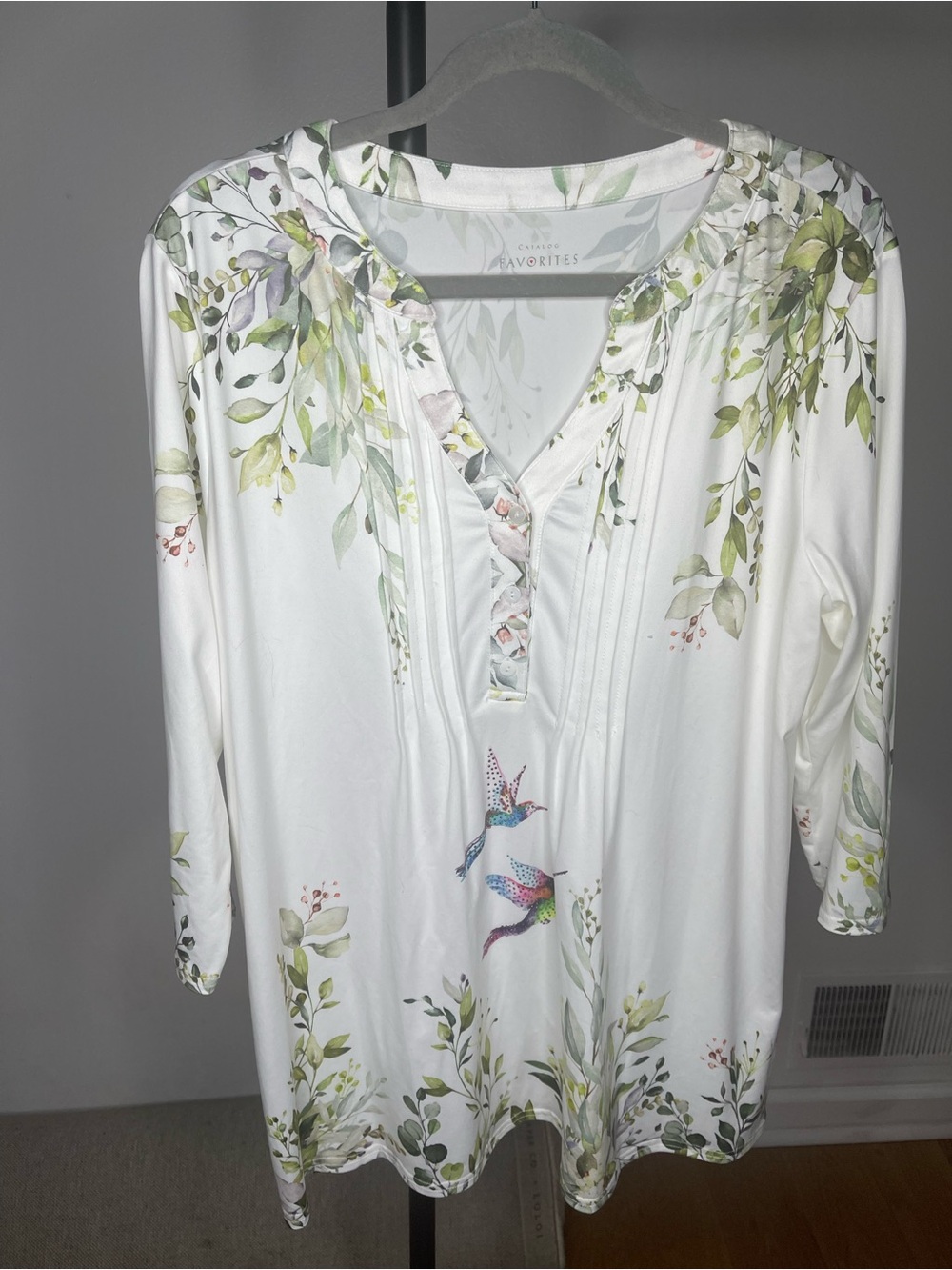 Croft & Barrow White Floral Print Henley Tank Top
